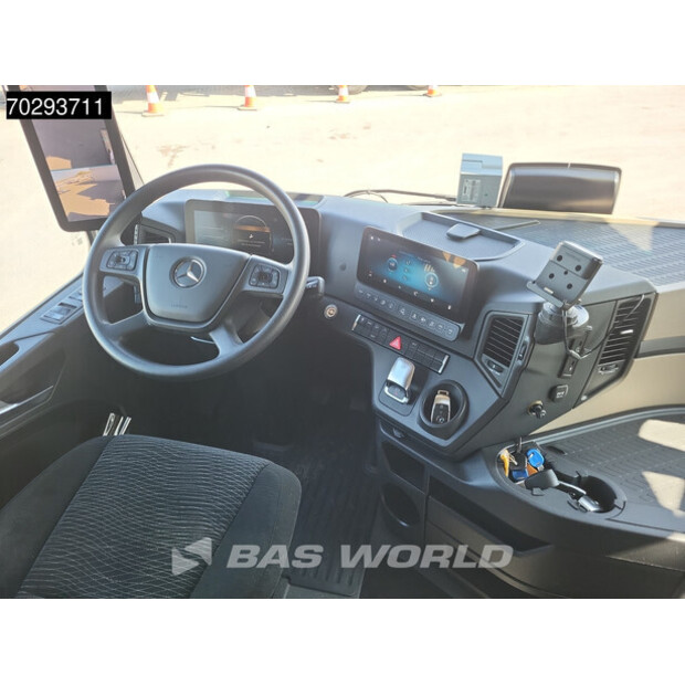 2023 Mercedes-Benz Actros 1848-42064494