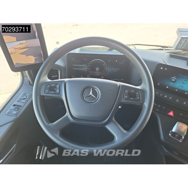 2023 Mercedes-Benz Actros 1848-42064495
