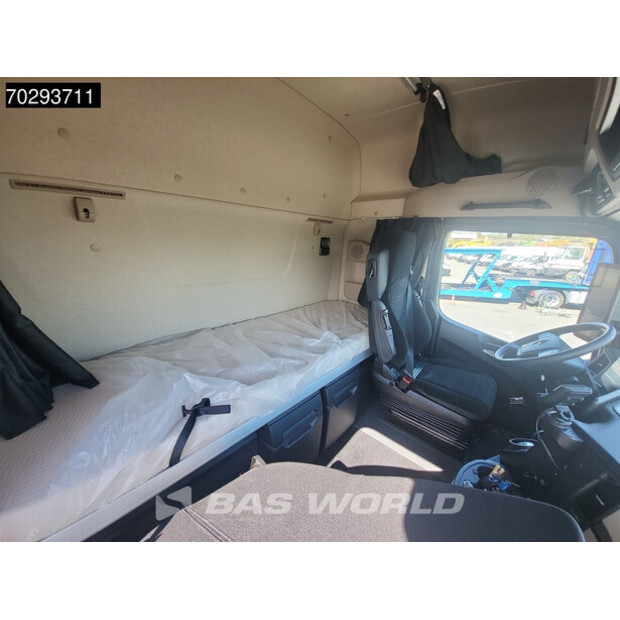 2023 Mercedes-Benz Actros 1848-42064503