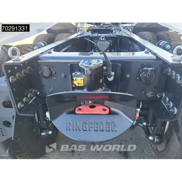 2025 MAN TGS 40.400-42064833