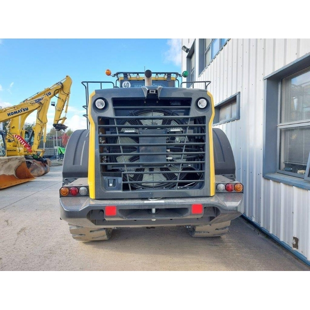 2022 كوماتسو WA470-8-42068145