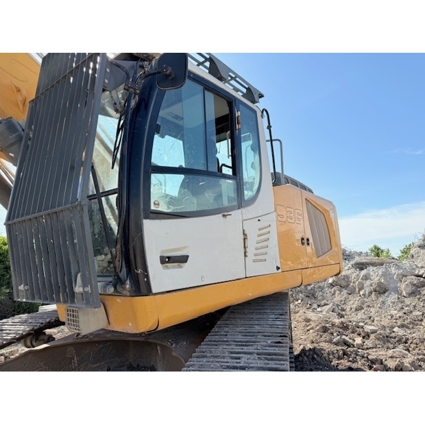 2015 Liebherr R936-42070183