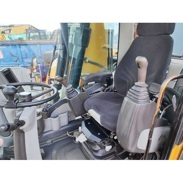 2009 كاتربيلر M315D-42070414