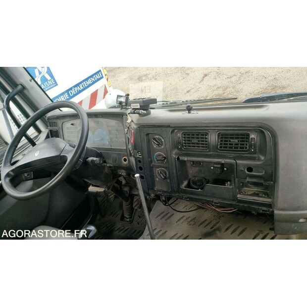 2003 رينو Midlum-42077189