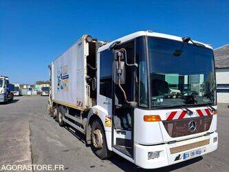 صورة ل شاحنات النفايات 2013 مرسيدس بنز Econic