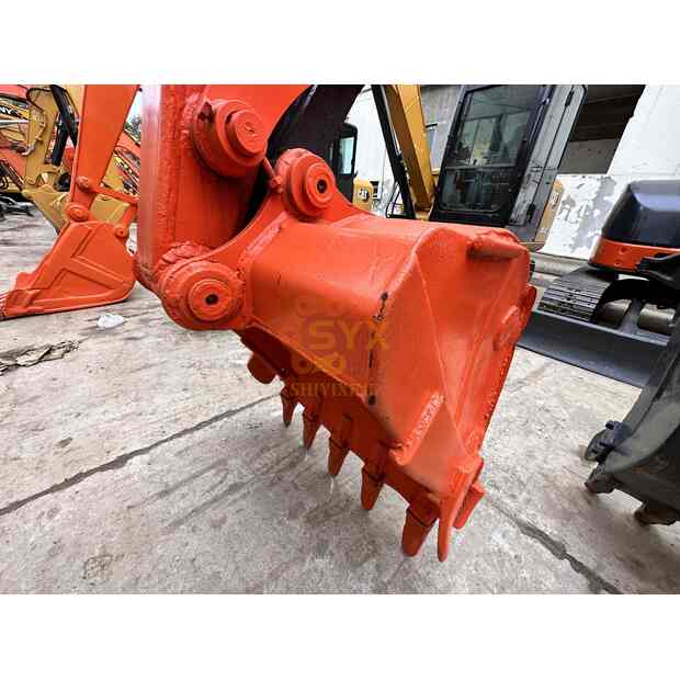 2024 Hitachi ZX68-42078793