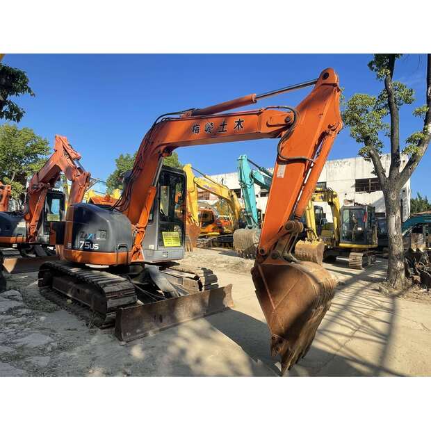 2024 Hitachi ZX75-42078883