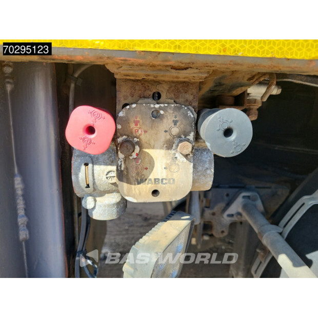2008 Doll P3H-42079500