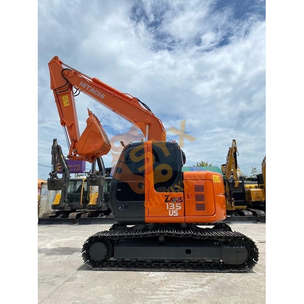 2024 Hitachi ZX135-42079567