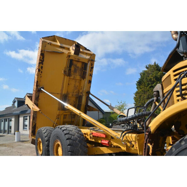 2010 Caterpillar 735-42080093