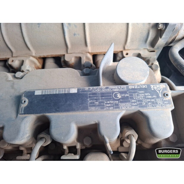 2015 HAB TR16JD-42080247