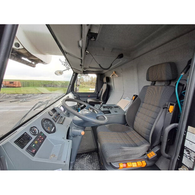 2013 GROVE GMK5220-42080277