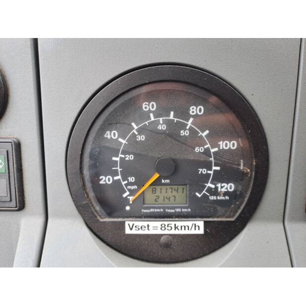 2013 GROVE GMK5220-42080278