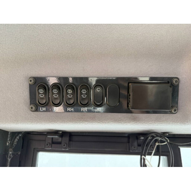 2016 كوماتسو D61PXI-24-42080735