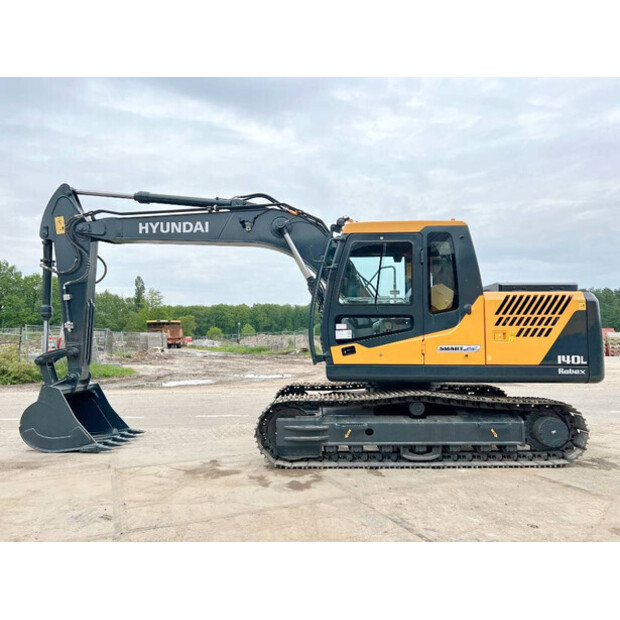 2025 Hyundai R140L-42080860