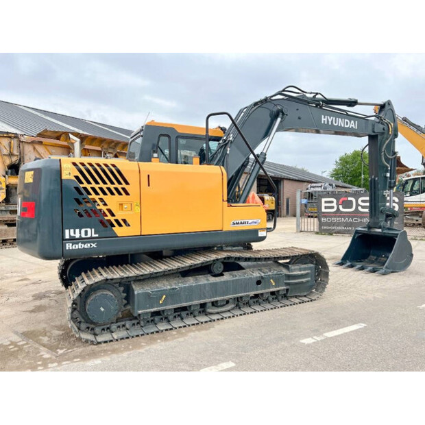 2025 Hyundai R140L-42080866