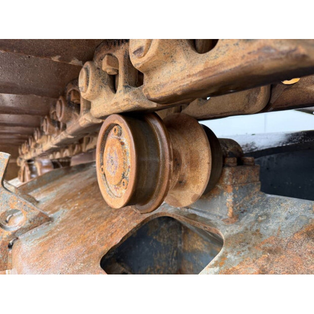 2017 Liebherr R946LC-42080928
