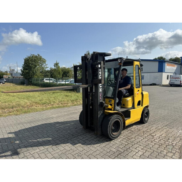 2012 Hyundai 33D-7E-42082631