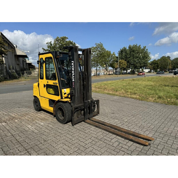 2012 Hyundai 33D-7E-42082635