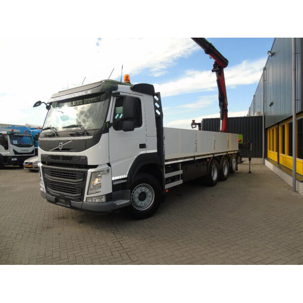 2017 فولفو FM 420-42082755