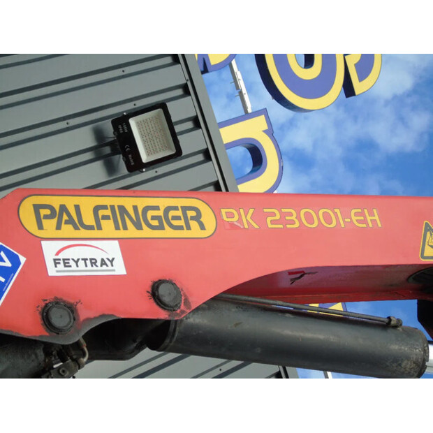 2017 فولفو FM 420-42082762