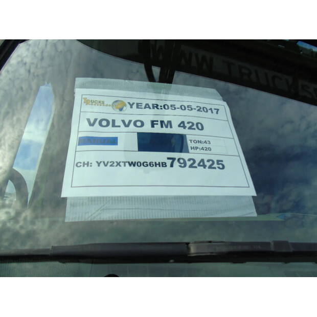 2017 فولفو FM 420-42082798