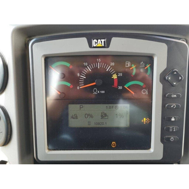 2015 كاتربيلر D6T LGP-42083244