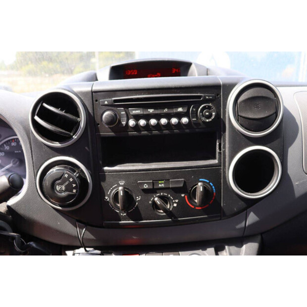 2013 Peugeot PARTNER-42083619