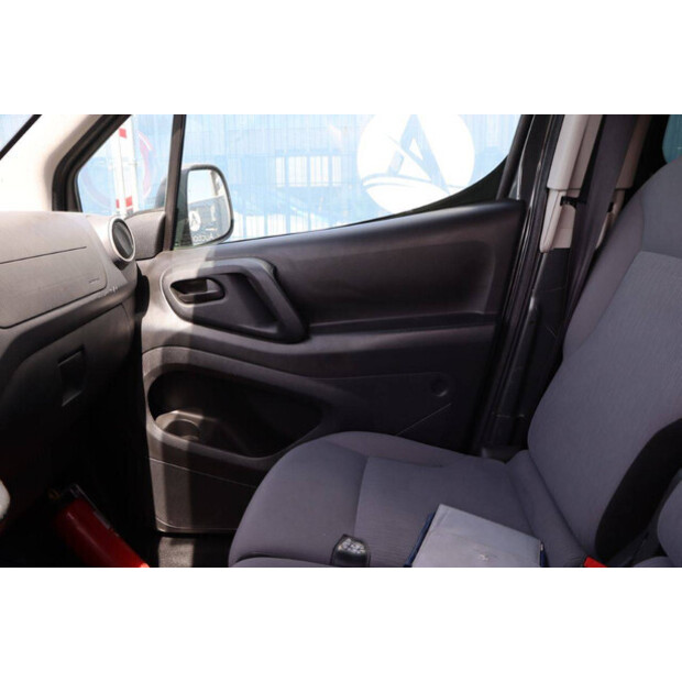 2013 Peugeot PARTNER-42083620