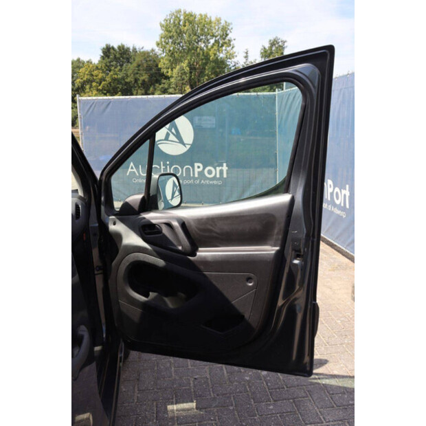 2013 Peugeot PARTNER-42083629