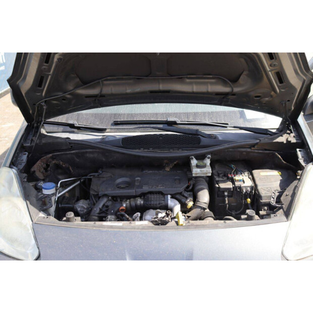 2013 Peugeot PARTNER-42083632