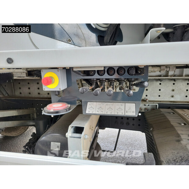 2023 Mercedes-Benz Arocs 2640-42084008