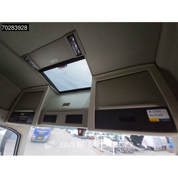 2021 فولفو FH 460-42097909
