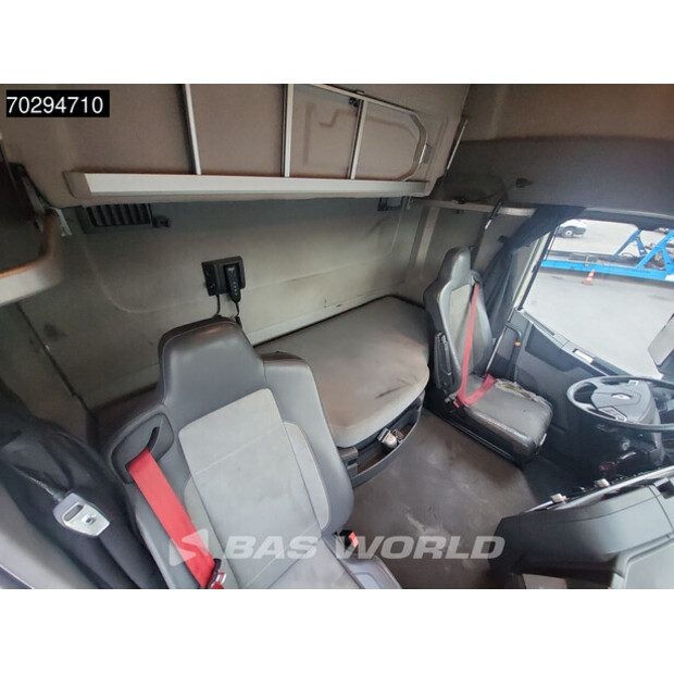 2016 Renault T460-42098500