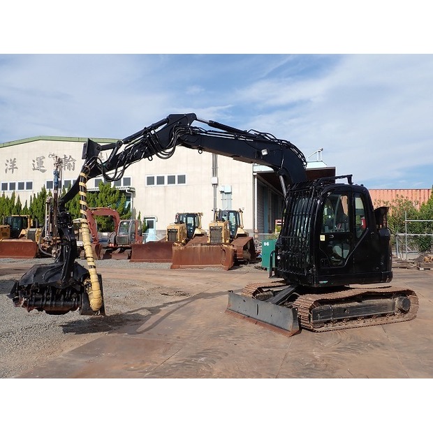 2012 كوبيلكو SK70SR-2F-YT06-42098895