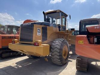 Image de CHARGEUSES SUR PNEUS 2023 Caterpillar 966F