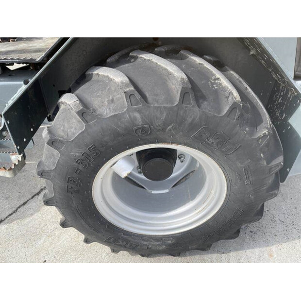 2017 جاينت V452T X TRA-42099386