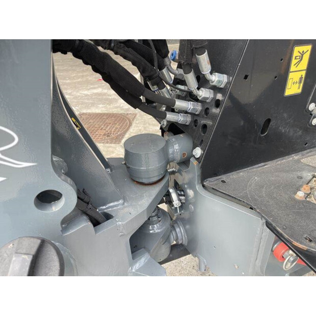 2017 جاينت V452T X TRA-42099474