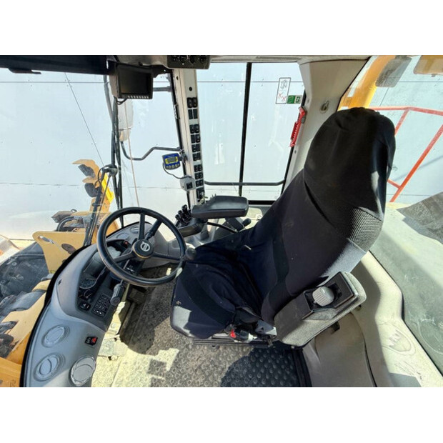 2019 فولفو L120H-42099664