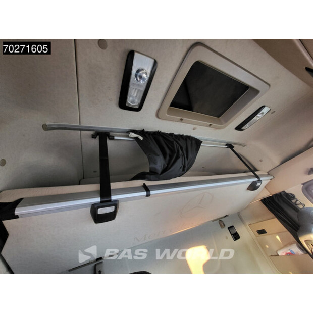 2020 مرسيدس بنز ACTROS 1845-42100185