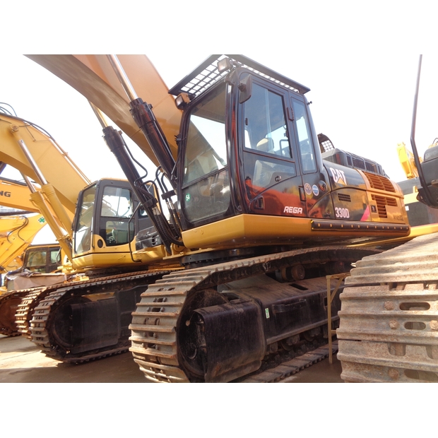 2021 كاتربيلر 330D-42100622