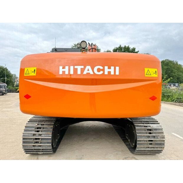 2025 Hitachi ZX220LC-5G-42100954
