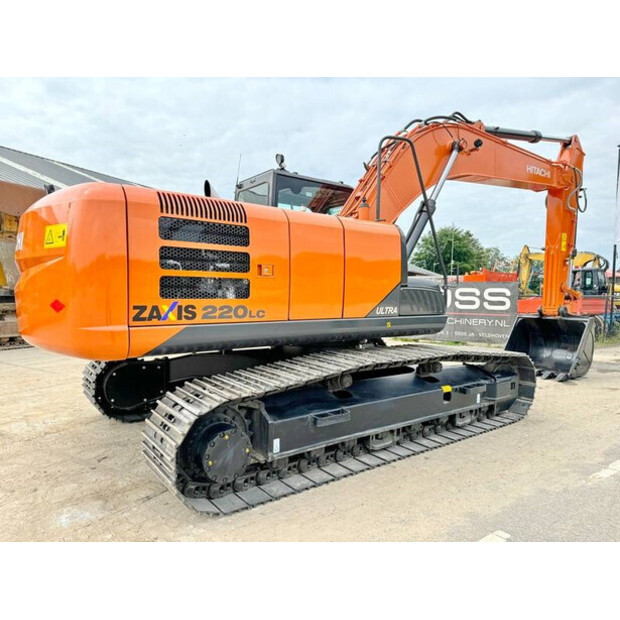 2025 Hitachi ZX220LC-5G-42100955