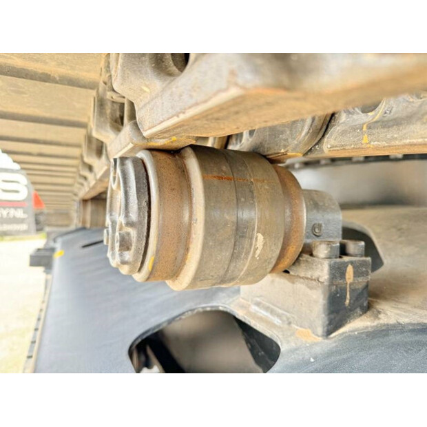 2025 Hitachi ZX220LC-5G-42100966