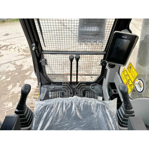2025 JCB 215LC-42100991