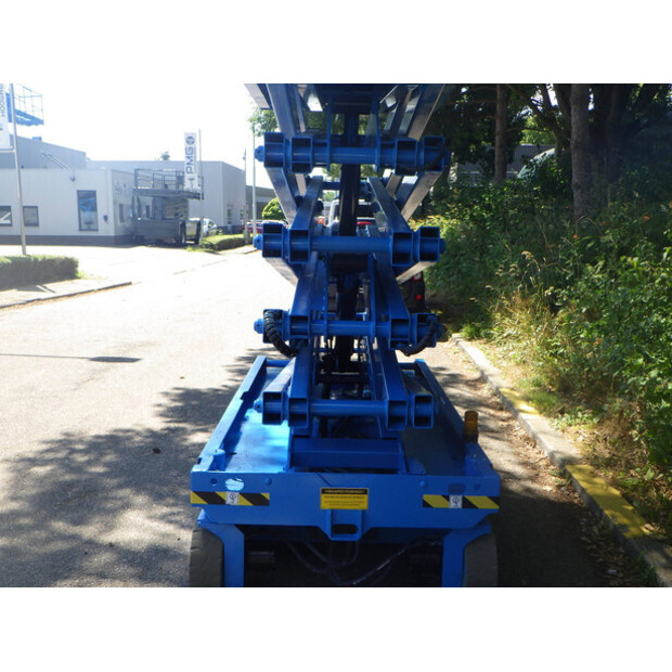 2014 Genie GS-4047-42101114