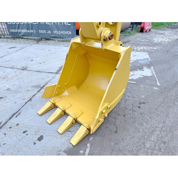 2024 Caterpillar 320D3 GC-42101521