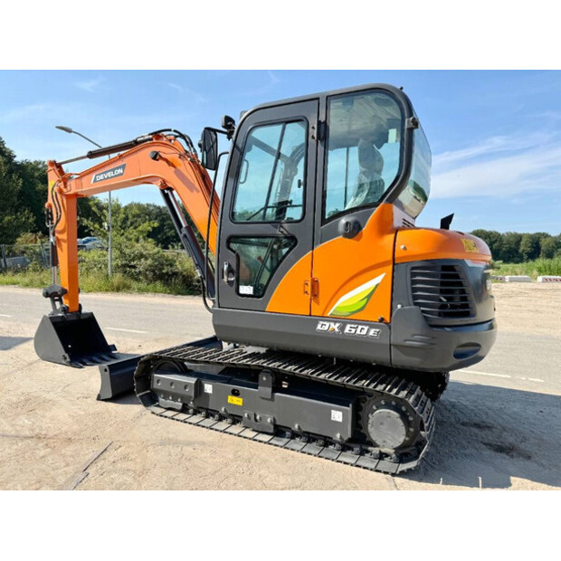 2024 ديفيلون DX60E-10N-42101585
