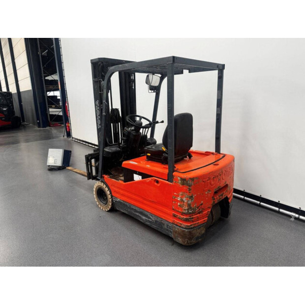 2002 Toyota 5FBE18-42101709