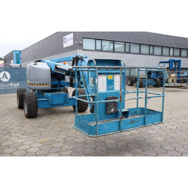 2012 Genie Z-45/25J-42101840
